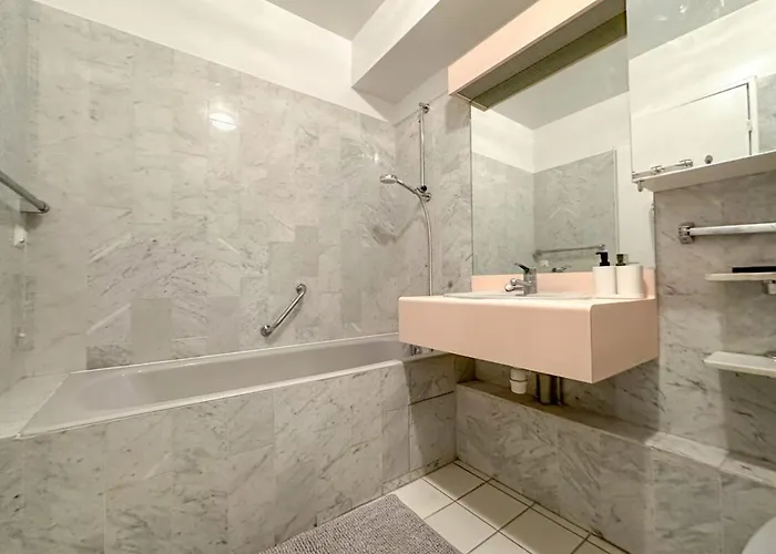 Flexliving - - Hillairet *